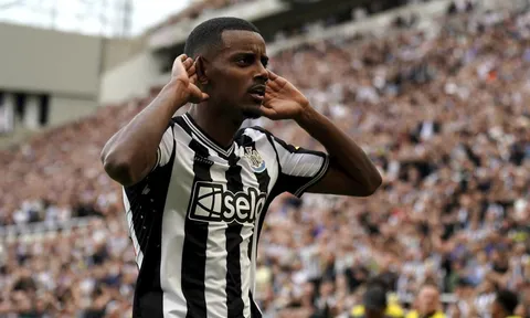 “Newcastle không thể bán Henry của họ”