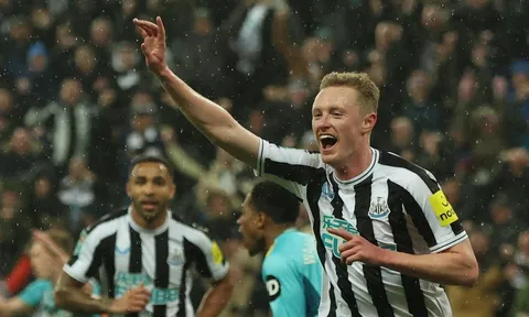 Newcastle rũ bỏ mác hiện tượng Premier League