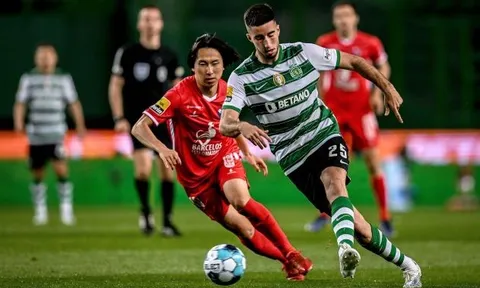 Newcastle sẵn sàng phá bĩnh M.U
