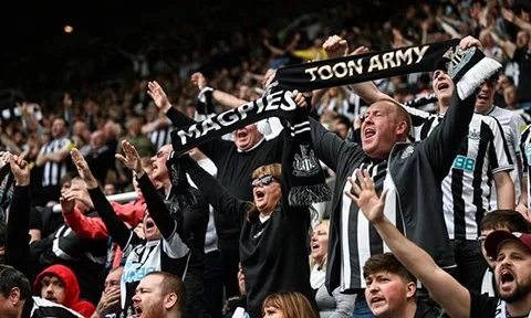 Chơi không đẹp, PSG bị cổ động viên Newcastle chỉ trích
