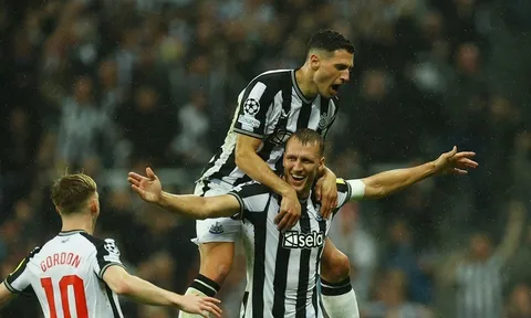 Newcastle hạ gục PSG: Khi 'thiếu gia' trên cơ 'đại gia'