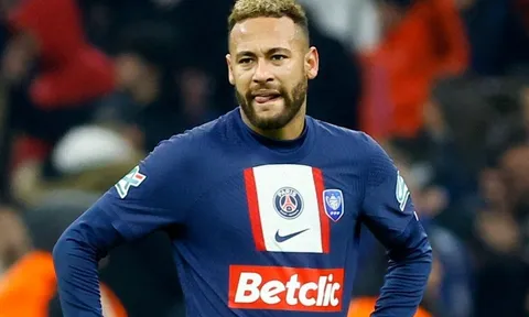 "Mũi gai" khiến Chelsea không thể mua Neymar