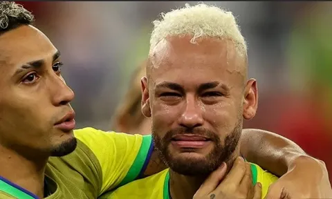 Thất bại cay đắng, Neymar cân nhắc giải nghệ