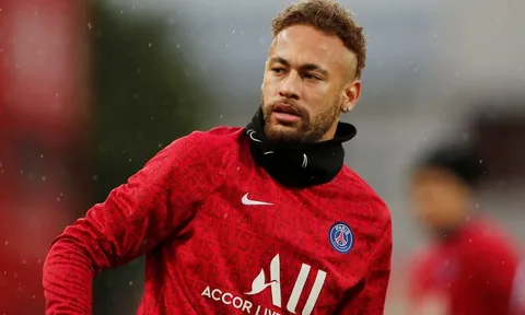 Neymar có phải bản hợp đồng thất bại nhất lịch sử?