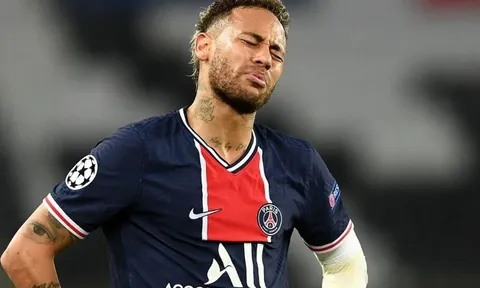 Neymar hết cửa trở lại Barca