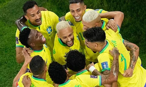 Neymar nhảy múa trước Hàn Quốc