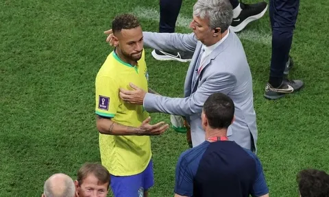 Neymar sốt khi đang dính chấn thương