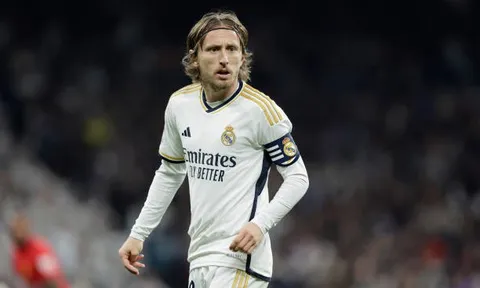 Ngả mũ trước Luka Modric