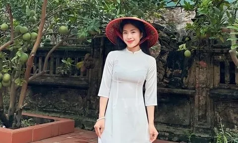 Ngắm Thanh Nhã vô cùng duyên dáng với áo dài