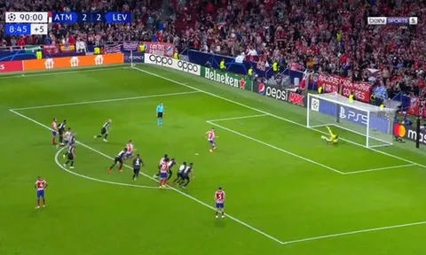 Sút hỏng penalty 90+8, Atletico nối gót Barca chia tay C1