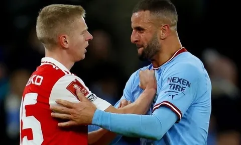 Nghịch lý giữa Arsenal và Man City