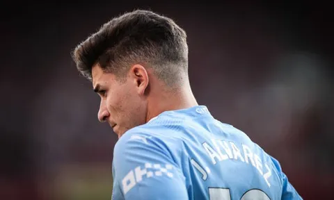 Nghịch lý Julian Alvarez