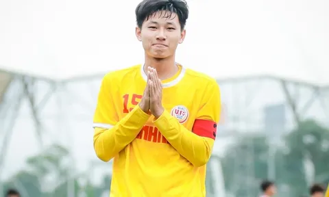 Cựu cầu thủ SLNA bị đột quỵ ở Nhật đã về Việt Nam