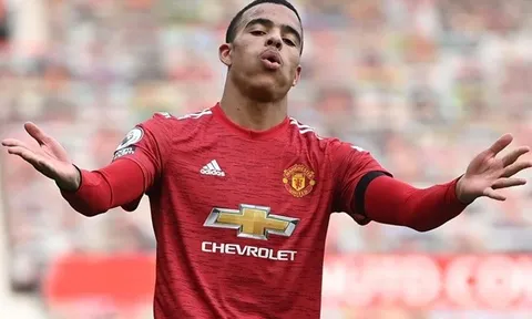 "Ngọc quý" Man Utd quay đầu, nhưng bờ đã sụp đổ