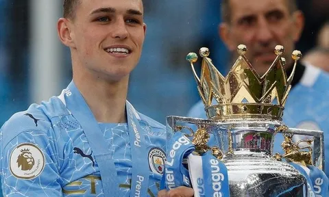 Ngôi sao 22 tuổi vô địch Premier League lần thứ 5