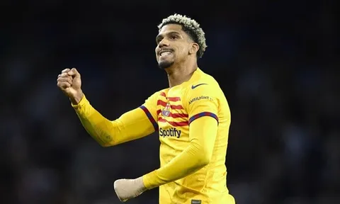 Ngôi sao Barca từ chối Liverpool và Chelsea