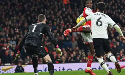 Ngược dòng nghẹt thở, Arsenal hạ gục Man United ở trận cầu 5 bàn