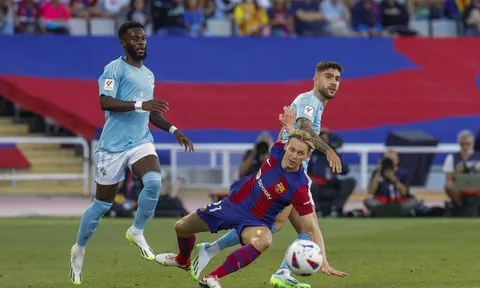 Ngược dòng trong 8 phút, Barca trả giá đắt