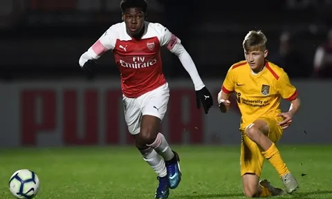 Người Arsenal ruồng bỏ thành ‘hàng hot’ trên TTCN