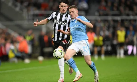 Người cũ Chelsea hóa "cỗ máy" gây choáng cho Man City