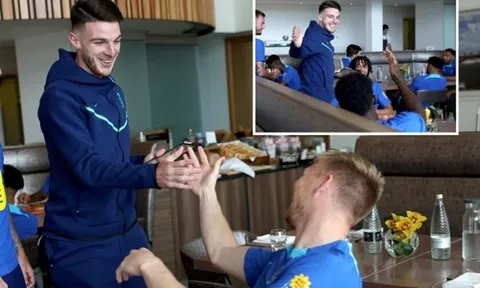 Người hâm mộ Arsenal bùng nổ với hình ảnh của Declan Rice