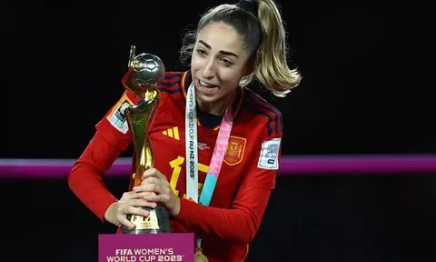 Người hùng World Cup, Olga Carmona: Nước mắt ngày vinh quang
