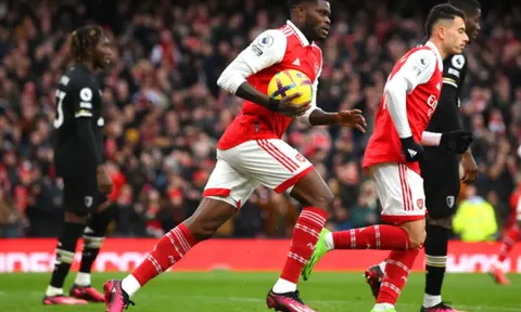 Người thắng kẻ thua sau trận Arsenal 3-2 Bournemouth