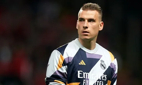 'Người thừa' sẵn sàng rời Real Madrid