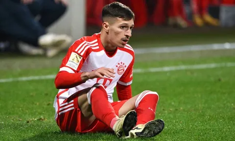 Nguyên nhân khiến tân binh gặp khó tại Bayern