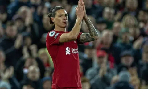 Nguyên nhân Nunez bị gạch tên trước Nottingham Forest