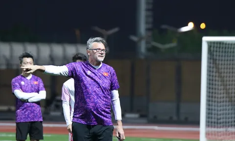 Nhà báo châu Á chỉ ra lý do thán phục tuyển Việt Nam