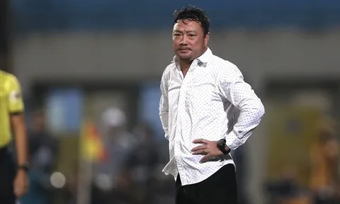 Nhà cựu vô địch V-League lạ lẫm vì 1 việc