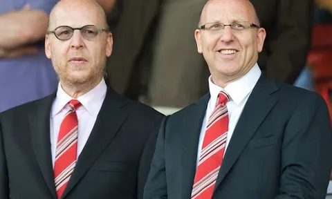Nhà Glazer đưa ra quyết định chuyển nhượng cho HLV Solskjaer