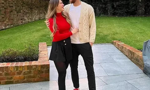 Nhà vô địch thế giới làm gãy mũi vợ đồng đội