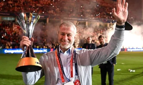 Nhìn Roman Abramovich, ngẫm về văn hoá “bỏ giải” ở Việt Nam