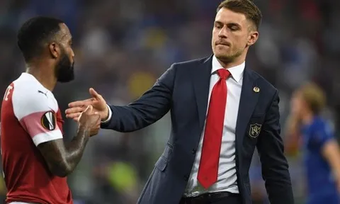Nhìn vào Ramsey, Arteta hẳn biết làm gì với Lacazette