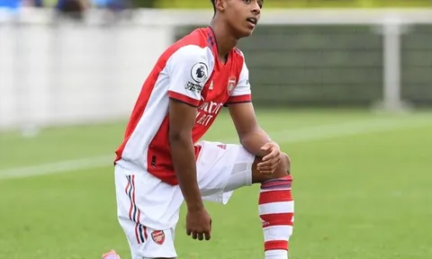 NHM Arsenal nhìn thấy một Saka và Smith Rowe mới