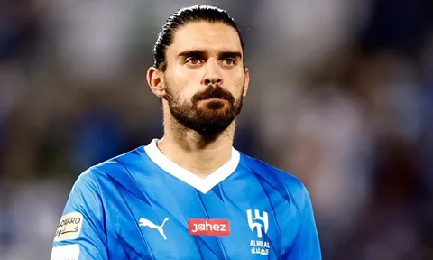 Những ngôi sao rời châu Âu từ sớm: Neves, Oscar, Pato, Witsel, ...