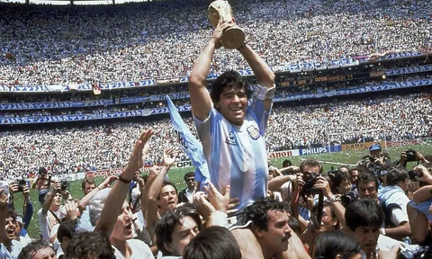 Những siêu sao 'gánh team' trong lịch sử World Cup