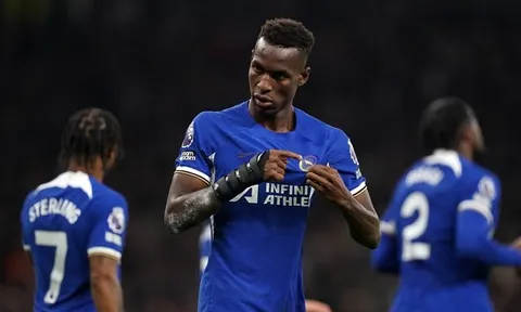 Jackson giải thích lý do các tiền đạo không muốn đến Chelsea