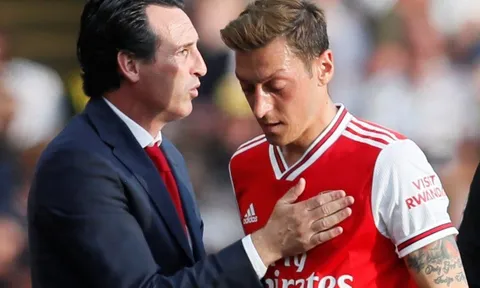 "Cậu ấy là lí do khiến Arsenal không thành công trong 5 năm qua"