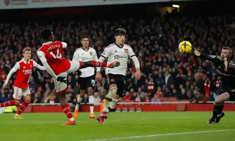 Jamie Carragher dự đoán top 4 Premier League: Ai vô địch, M.U thứ mấy?