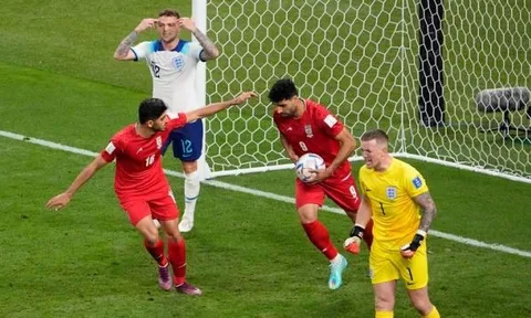 Nỗi ác mộng của Pickford là đáp án hoàn hảo cho hàng công M.U