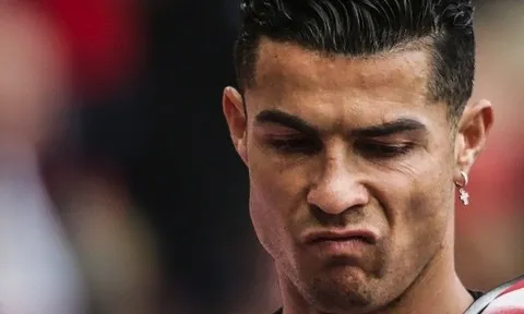 Nỗi đau của Ronaldo