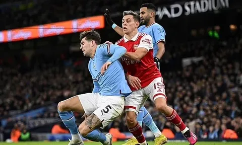 Nối gót Arsenal, Man City nhận cú sốc trời giáng
