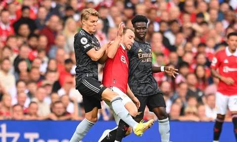 Nỗi oan thấu trời của Arsenal