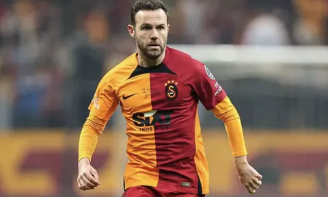 NÓNG! Từ chối Ả Rập, cựu sao Man United gia nhập J-League