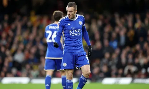 Leicester rơi vào khó khăn tài chính