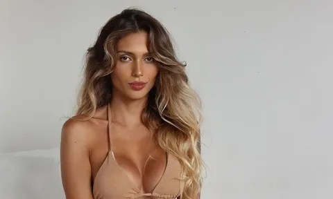 Nữ blogger khiến Neymar lừa dối bạn gái đang mang bầu