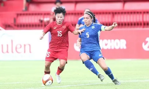Nữ Việt Nam khiến Philippines vỡ mộng; CĐV ĐNÁ: "U22 Việt Nam là diễn viên"